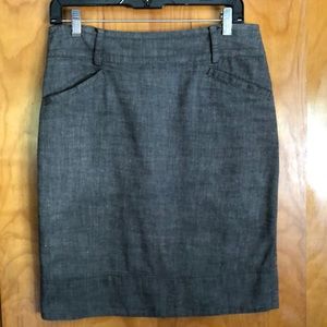Linen blend pencil skirt with pockets